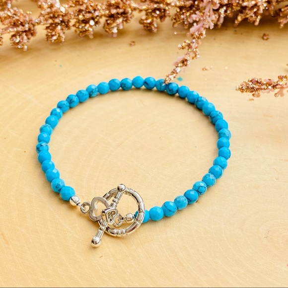 Turquoise Gemstone Silver Beaded Bracelet - Picture 2 of 9